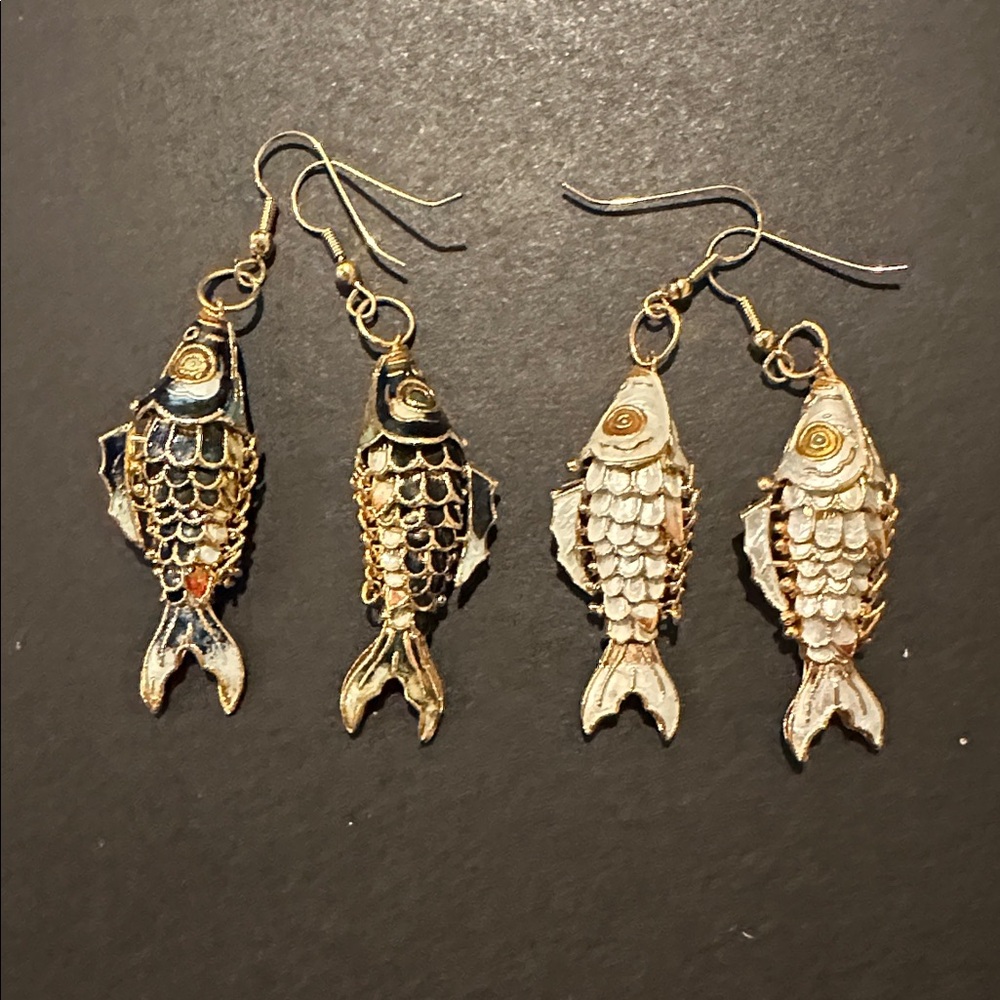 1 Pair of Vintage Enamel Fish Earrings